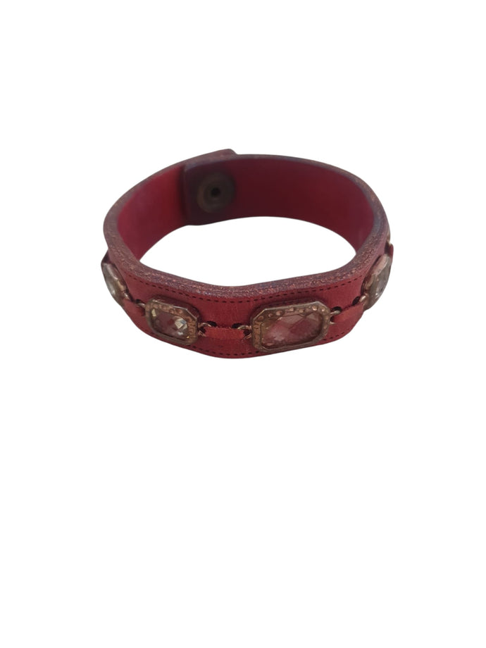Pulseira Pele Encarnada Com Cristais
